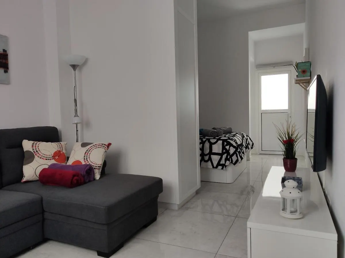 Apartamento Almansa Las Canteras Las Palmas de Gran Canaria Spain